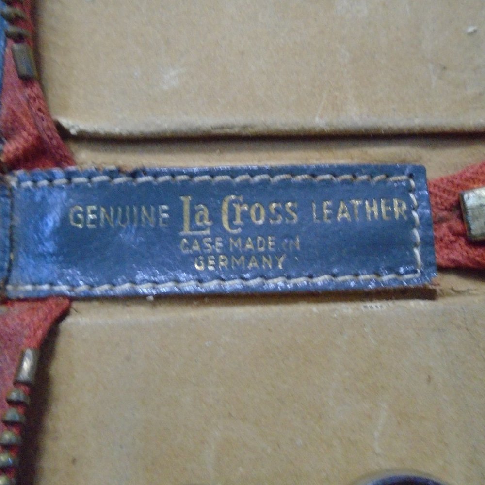 LaCross Manicure Set - Picture 2 of 3